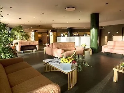 Hotel Country Borromeo 4*