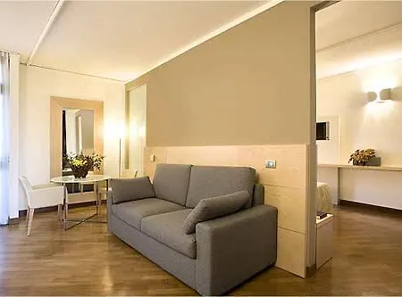 מלון Country Borromeo 4*